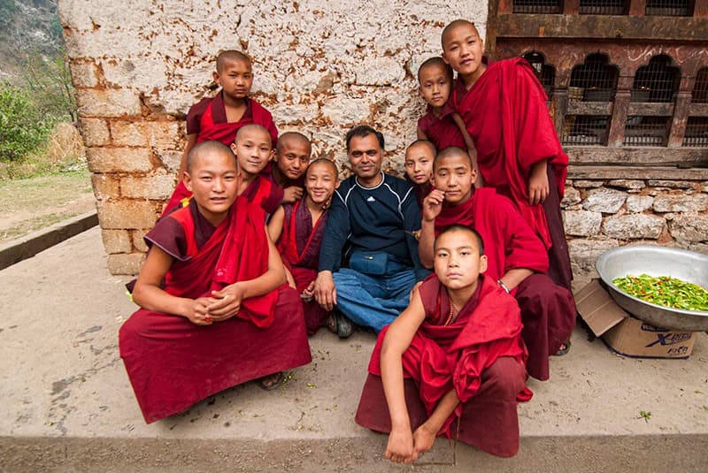 With young monks 800x535
