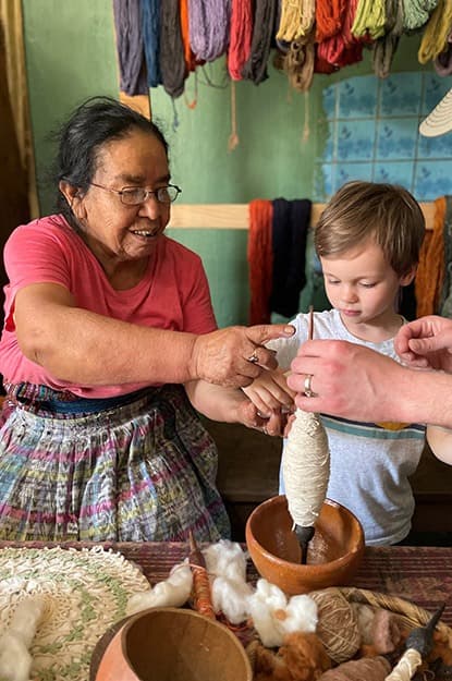 guatemala lake atitlan weaver