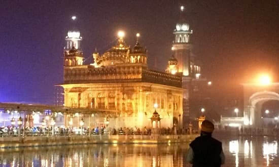 sara india golden temple