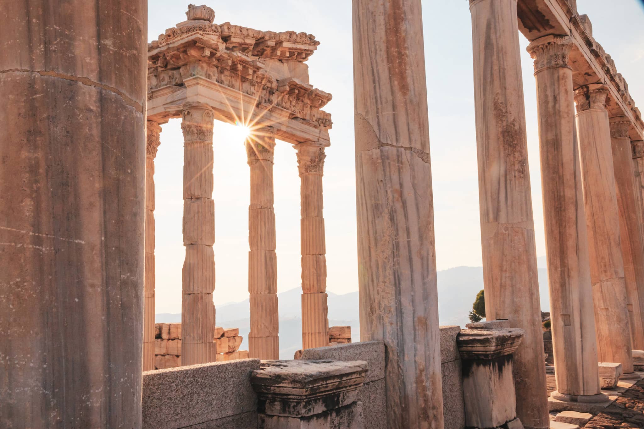 A Tribute to Türkiye gallery 01 galleryhero izmirturkiyepergamonDanitaDelimont RM AS37 EWI0728 SuperRes emilywilson