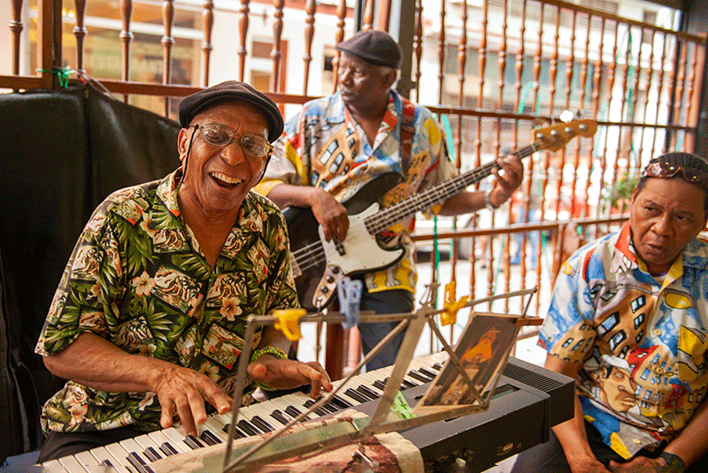 Cuba Musicians DanitaDelimont RF CA11 AWR0046 800x535