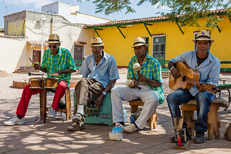 Cuba Trinidad musicians DanitaDelimont RM CA11 JLE0299 800x535 1
