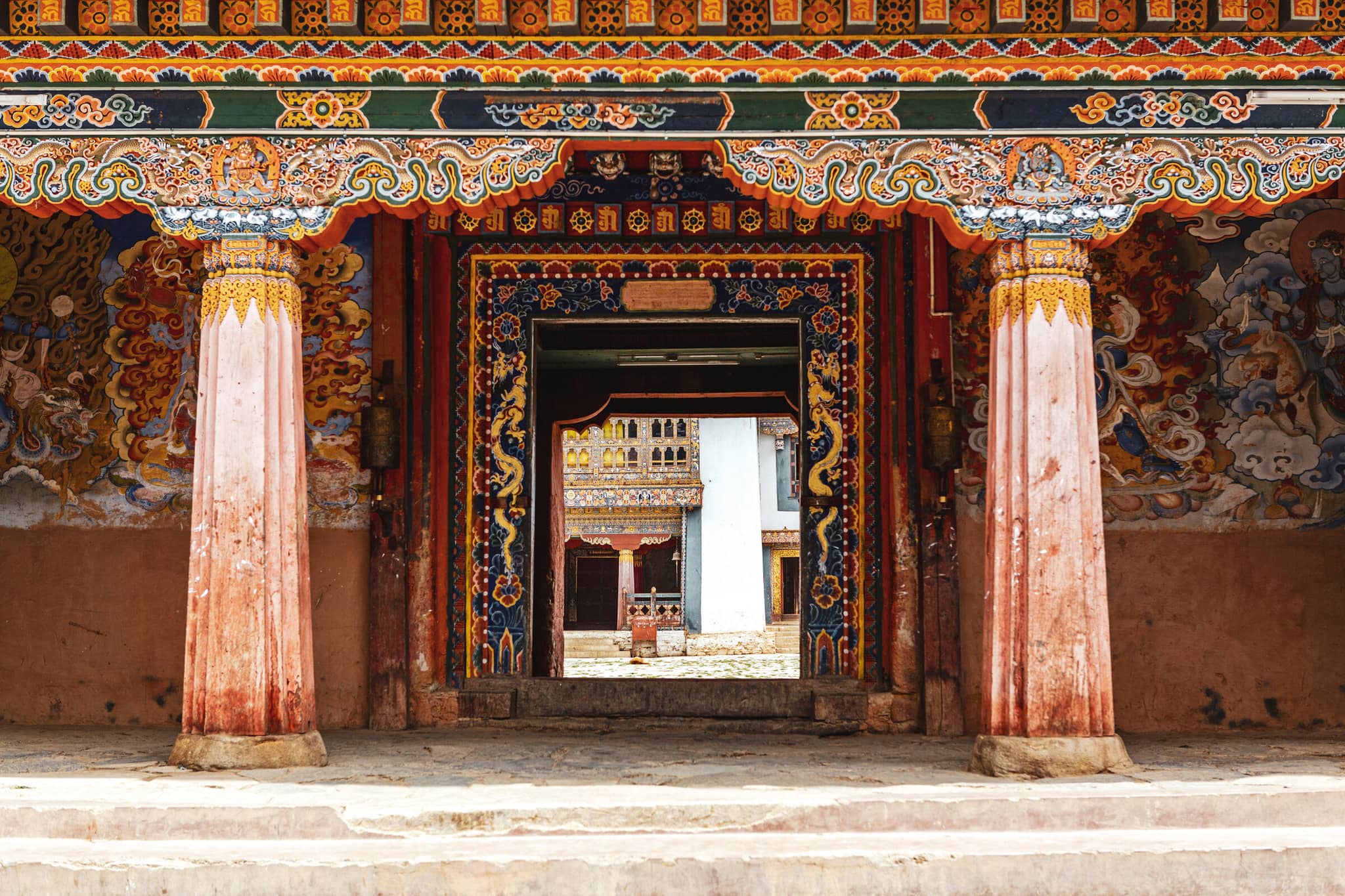 Bhutan Insider gallery Gallery2 GangteyMonastery Bhutan GettyImages 1359501810 WorldWidePhotoWeb