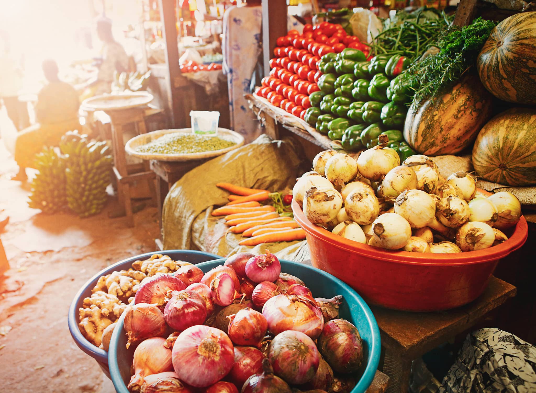 Gorillas of Rwanda’s Virunga Volcanoes gallery Gallery4 StreetMarketKigali Rwanda GettyImages 1021001060 Narvikk