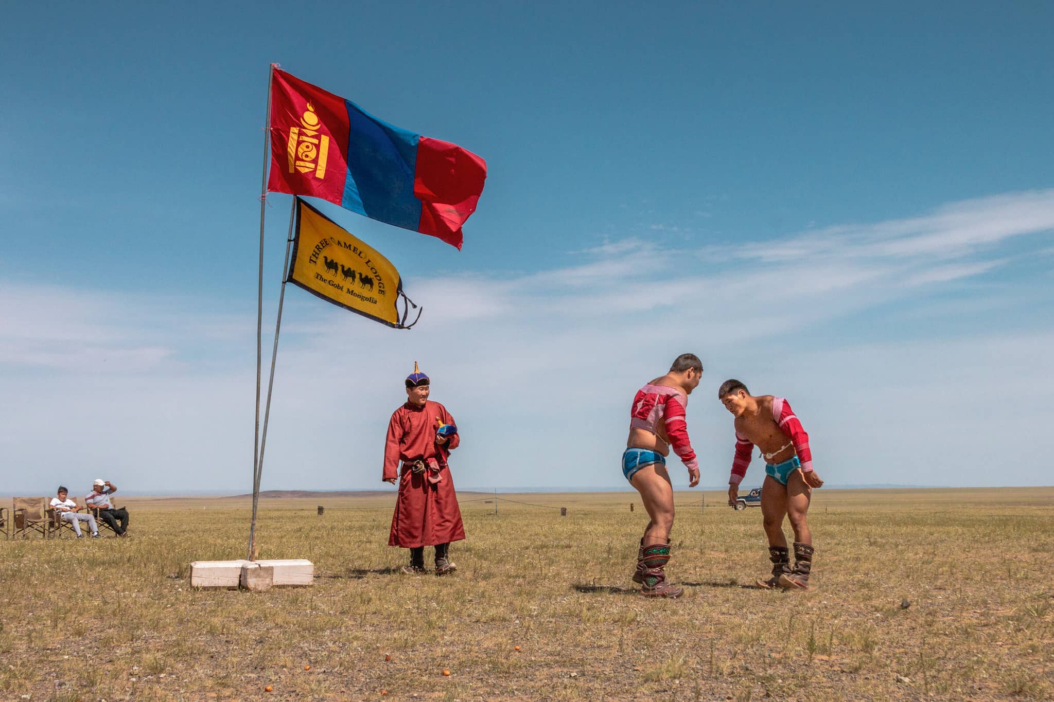 Wilds of Mongolia gallery Gallery Mongolia Naadam Wrestling DanitaDelimont RM AS25 TNO0049