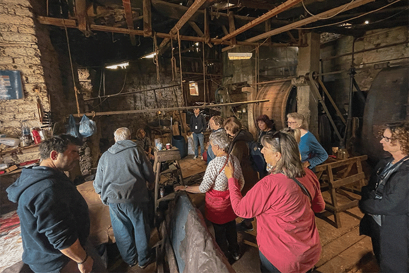 Greece Amfissa IMG 0339 Don George 800x535