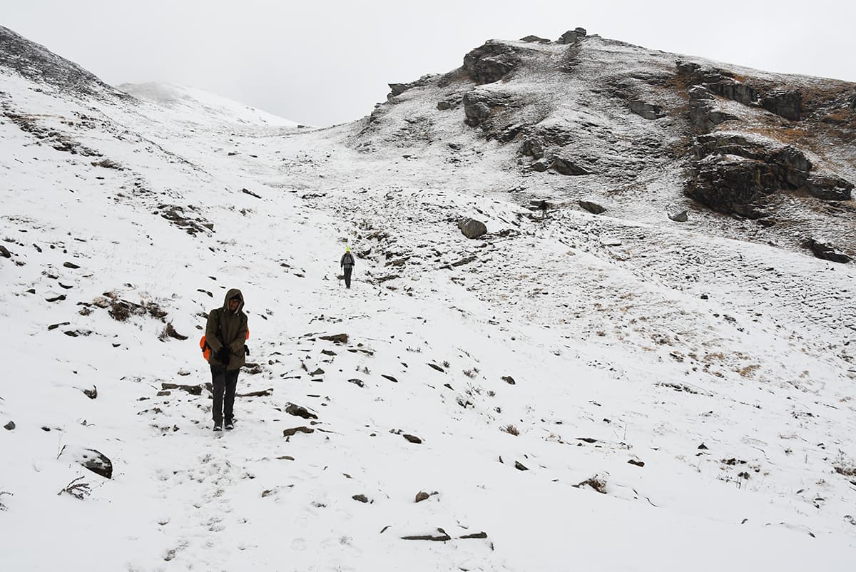 India Himalayas Trek Snow Hiking Over Kuari Pass