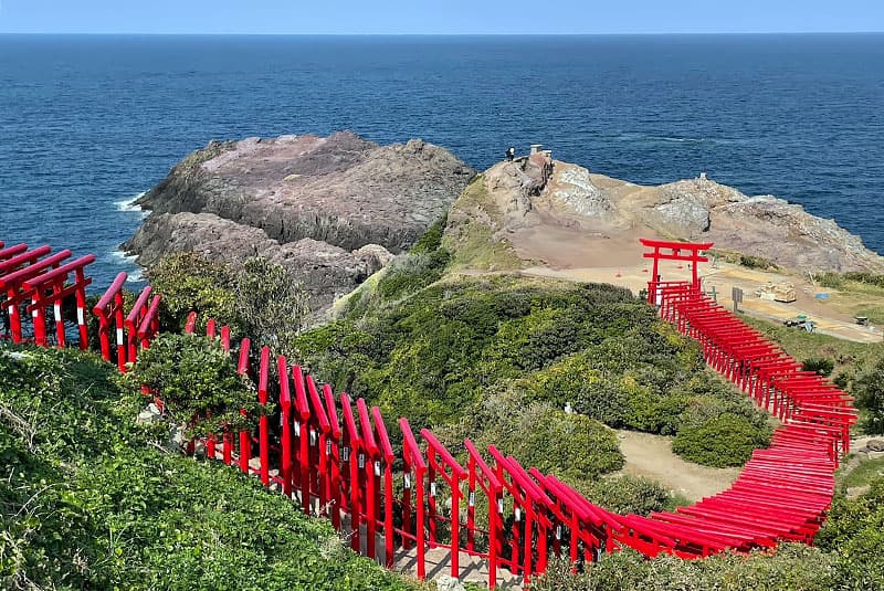 Japan Motonosumi Shrine Don George 800x535 1