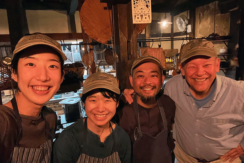 Japan Takyo Abeke Don George IMG 0044 800x535 1