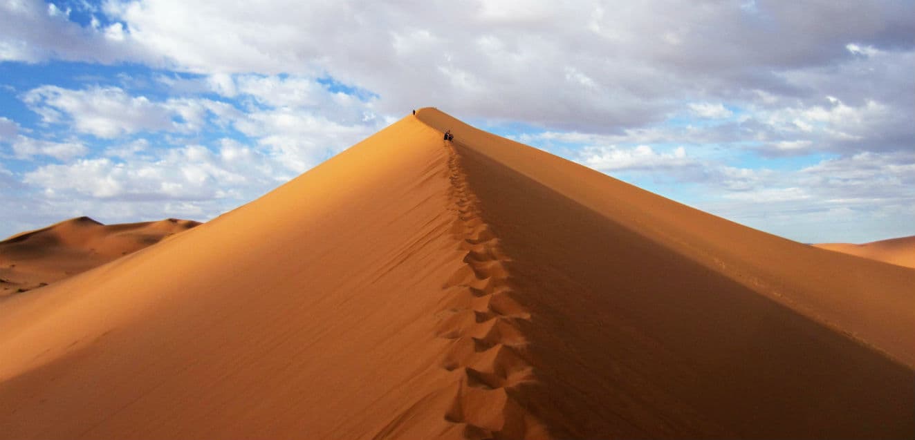 why should you visit namibia sand dunes main