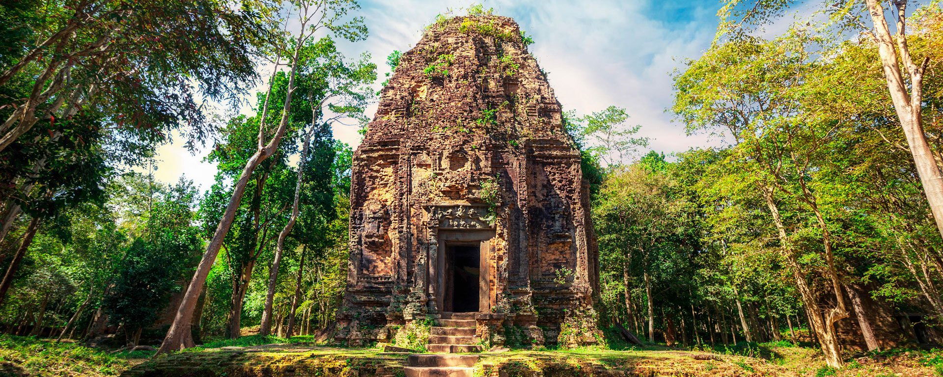 Sambor Prei Kuk temple ruins with giant banyan trees, Kampong Thom, Cambodia