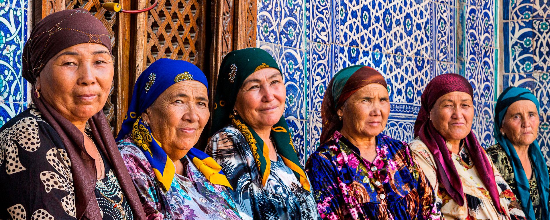 Uzbek women in colorful dress, Uzbekistan