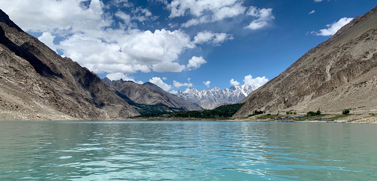 Pakistan Hunza Valley scenery