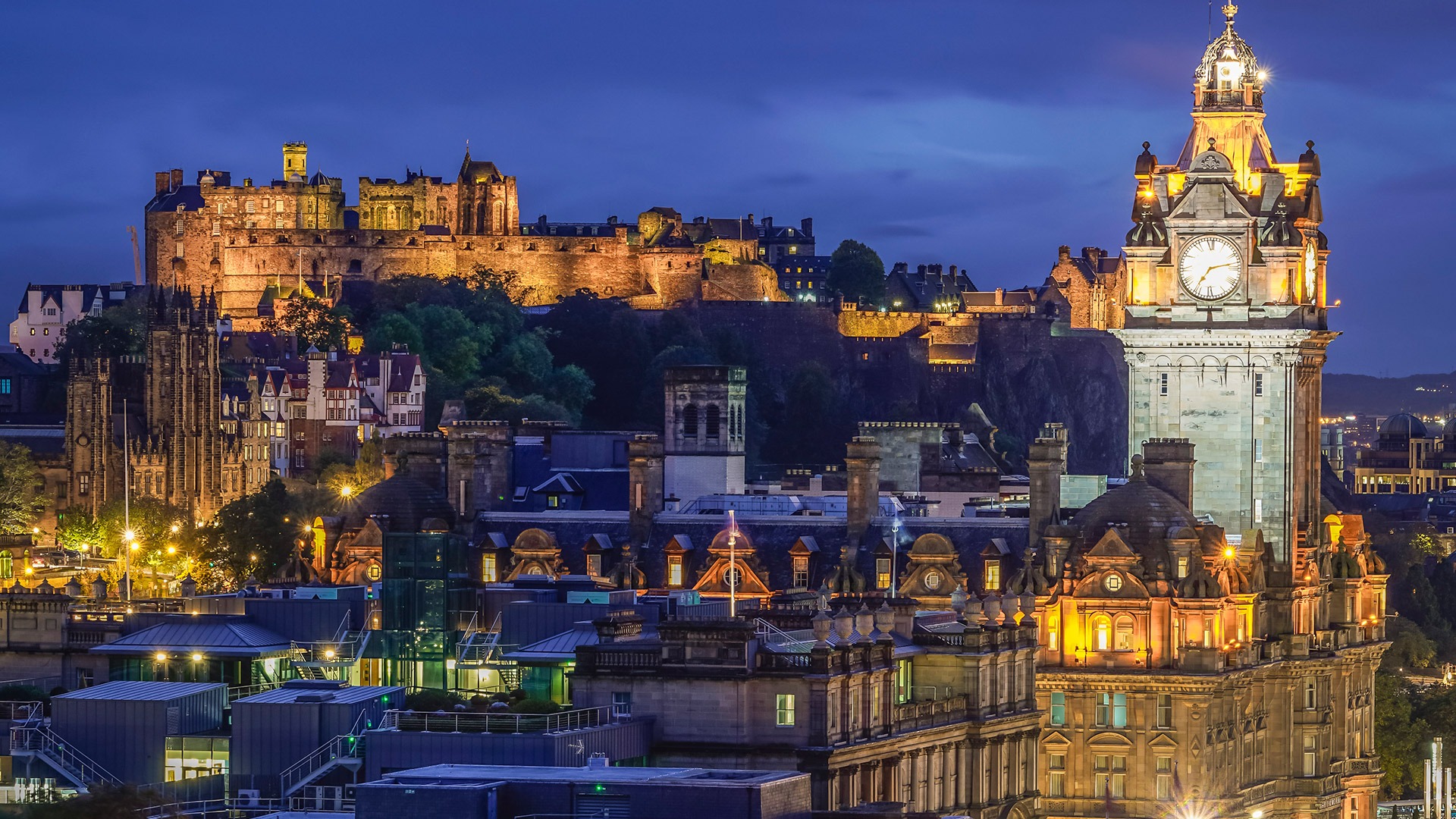 Edinburgh Castle and city skyline at dusk, Edinburgh, Scotland