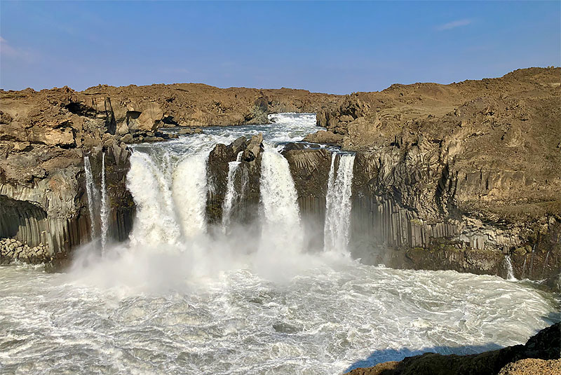 celand Aldeyjarfoss Waterfall